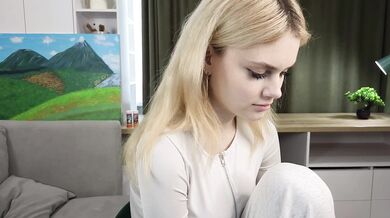 WiloneHascallv - Porn Video [Cam4]: ravishing physique, provocative moves live, burning surrender