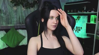 KiraLiLime - Porn Video [Bongacams]: sensual shivers, huge, popular internet personality