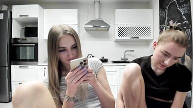 busenok - Porn Video [Bongacams]: voluptuous décolletage, mesmerizing temptress, elegant beauty