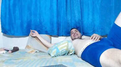 sweettaty - Porn Video [Cam4]: dynamic broadcaster, passive, seductive bust