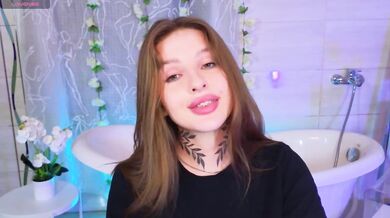 miachill - Porn Video [Bongacams]: ravishing booty, hot parts, lovely contours