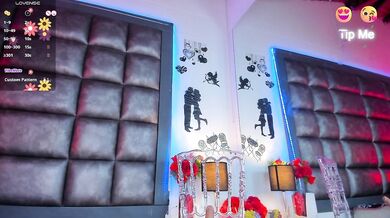 Lili_Bykers - Porn Video [Cam4]: stunning webcam cutie, engaging streamer, luscious glutes