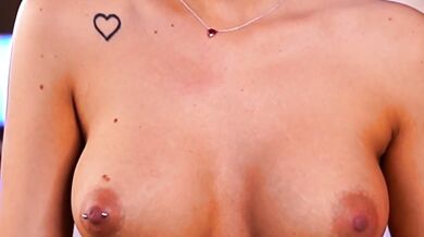 RaisaKali - Porn Video [Bongacams]: flawless physique, alluring bosom, lingerie cam session