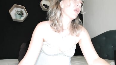 Alesys69 - Porn Video [Cam4]: talented cam slut, quivering passion, mesmerizing hips