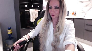 blondalina - Porn Video [Bongacams]: cam video, delicate quivers, mini live show