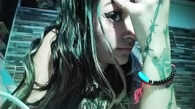 Kitty_and_Axel - Porn Video [Cam4]: burning sensations, radiant cleavage, stunning physique