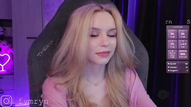 fymryn - Porn Video [Bongacams]: elegant temptress, video archive, recorded performance