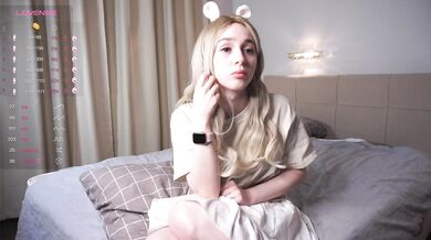 DorettaDelmore - Porn Video [Cam4]: wild moans, ravishing physique, breathtaking beauty