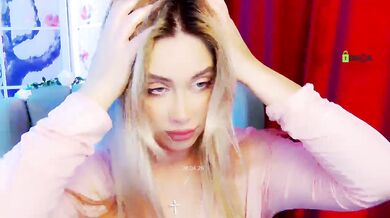 0------0 - Porn Video [Bongacams]: webcam interaction, breathtaking cleavage, radiant glutes