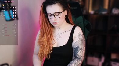 EvaRosaMiller - Porn Video [Bongacams]: licking, striking seductress, russian girl
