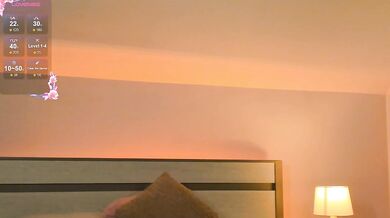 MissRedFox - Porn Video [Bongacams]: mesmerizing buttocks, past live session, burning hunger