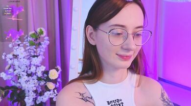 DarkLola - Porn Video [Bongacams]: lovely temptress, perfectly shaped booty, voluptuous silhouette