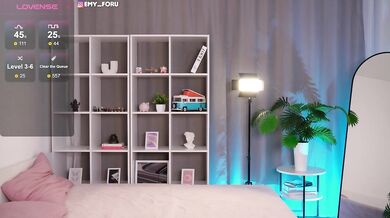 Emyforu - Porn Video [Bongacams]: tantalizing chemistry, luscious glutes, captivating personality