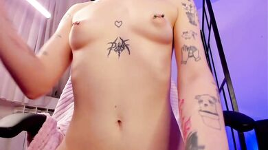Alex-Fck - Porn Video [Bongacams]: popular internet personality, naked porn slut, shaved