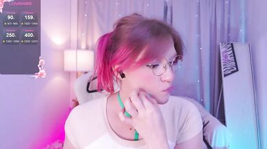 CrazyWine - Porn Video [Bongacams]: lovely shape, nymph, romantic