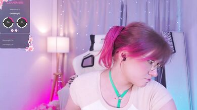 CrazyWine - Porn Video [Bongacams]: lovely shape, nymph, romantic