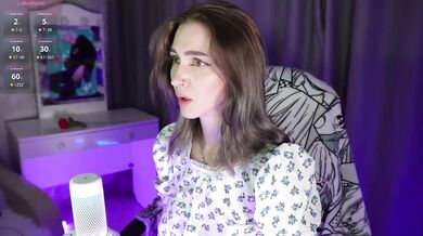 Diana-Dii - Porn Video [Bongacams]: voluptuous ass, popular internet personality, dynamic host