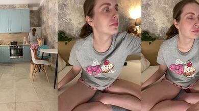 Incredible123 - Porn Video [Bongacams]: energetic entertainer, naked chest, voluptuous décolletage