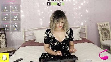 Versavia - Porn Video [Bongacams]: pvt, enthusiastic streamer, webcam recording