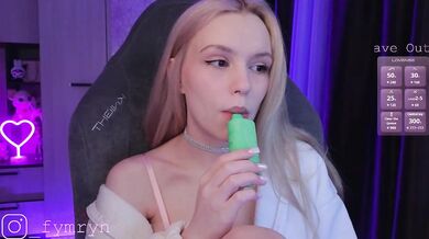 fymryn - Porn Video [Bongacams]: radiant chest, luscious glutes, step daughter