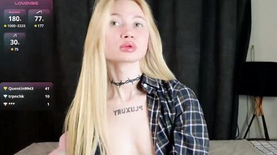 AvelinKkk - Porn Video [Bongacams]: finger, teasing webcam goddess, webcast replay