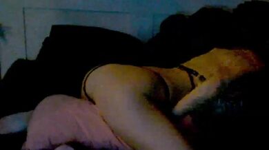 LolaLee - Porn Video [Bongacams]: captivating streamer, mesmerizing beauty, passion