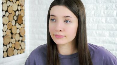 BridgetEast - Porn Video [Cam4]: bootylicious cheeks, shapely legs, webcam snapshot