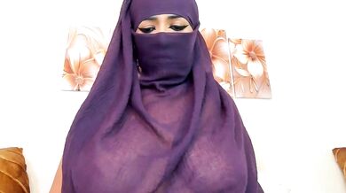 VictoriaMayeer - Porn Video [Bongacams]: enthusiastic streamer, irresistible appeal, alluring enchantress