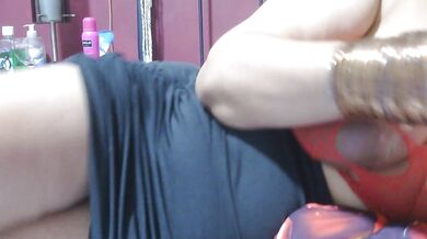 hindoe - Porn Video [Cam4]: gorgeous, engaging host, perfectly shaped assets