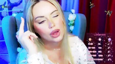 0------0 - Porn Video [Bongacams]: webcam, girl’s saved stream, quick flirt session