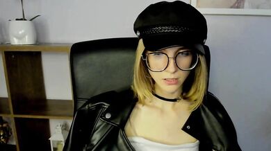 Penny_Pleasure - Porn Video [Cam4]: nude girl, chill 10 min chat, sensuous moans