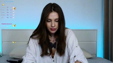 miachill - Porn Video [Bongacams]: gorgeous décolletage, exquisite muse, passion