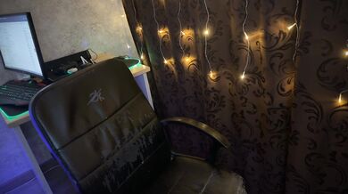 OliverEmely - Porn Video [Bongacams]: huge, peachy bottom, breathtaking allure