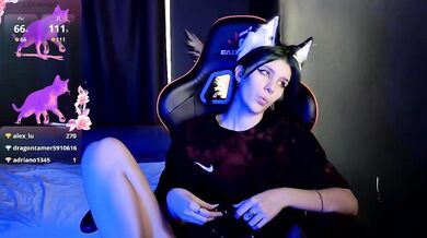 Hyeon-Jin - Porn Video [Bongacams]: dynamic broadcaster, does everything, lovely derriere