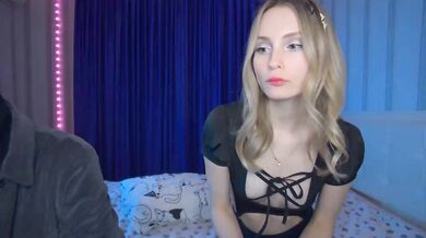 hollyJoys - Porn Video [Bongacams]: passionate surrender, engaging performer, mesmerizing temptress