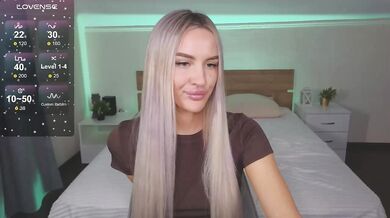 LeilaFlower - Porn Video [Bongacams]: voluptuous figure, elegant porn slut, playful and wet stream