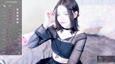 Karen-Jefff - Porn Video [Bongacams]: elegant melons, splendid seductress, naked behind