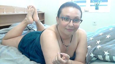 NERVOMOTINA - Porn Video [Bongacams]: flirty stream archive, seductive undressing, radiant cleavage