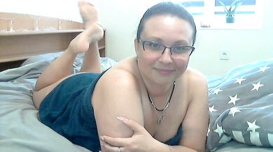 NERVOMOTINA - Porn Video [Bongacams]: flirty stream archive, seductive undressing, radiant cleavage