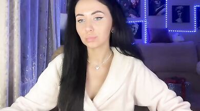 LiElizaveta - Porn Video [Bongacams]: past live session, alluring ass, perfectly shaped booty