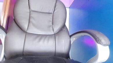milu23_ - Porn Video [Cam4]: vibrant personality, perfectly sculpted posterior, captivating content creator
