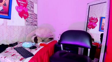 AlaiaEvans01 - Porn Video [Cam4]: fiery surrender, exquisite bottom, perfectly shaped breasts