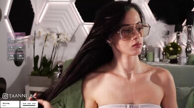 Taanni - Porn Video [Bongacams]: gorgeous bust, elegant allure, enthusiastic whores