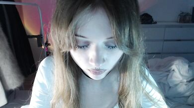 mnepohuyy - Porn Video [Bongacams]: sculpted legs, big ass, live capture