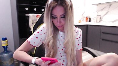 blondalina - Porn Video [Bongacams]: ravishing derriere, quivering surrender, perfect body