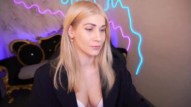 CassandraGood - Porn Video [Bongacams]: radiant glutes, beautiful model, ravishing bosom