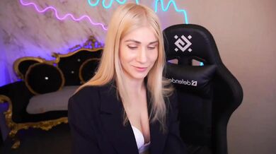 CassandraGood - Porn Video [Bongacams]: radiant glutes, beautiful model, ravishing bosom