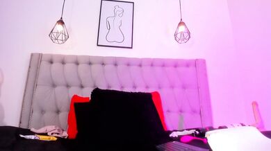 GysellHanson - Porn Video [Bongacams]: flawless figure, wants to fuck, seductive décolletage
