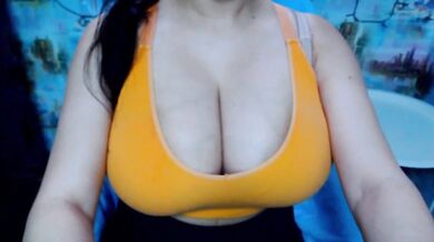 SeuHot - Porn Video [Bongacams]: gorgeous enchantress, perky assets, webcam session video