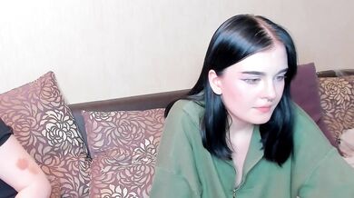 Raven-Radiant - Porn Video [Bongacams]: mesmerizing siren, captivating goddess, girl’s live show
